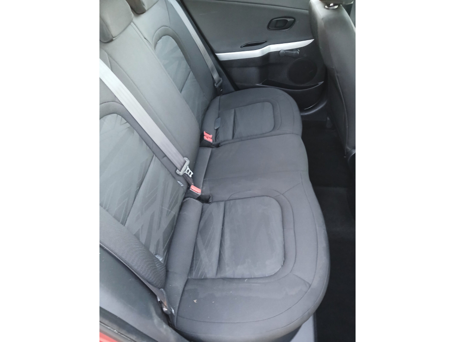 2014 Kia Ceed - image 8