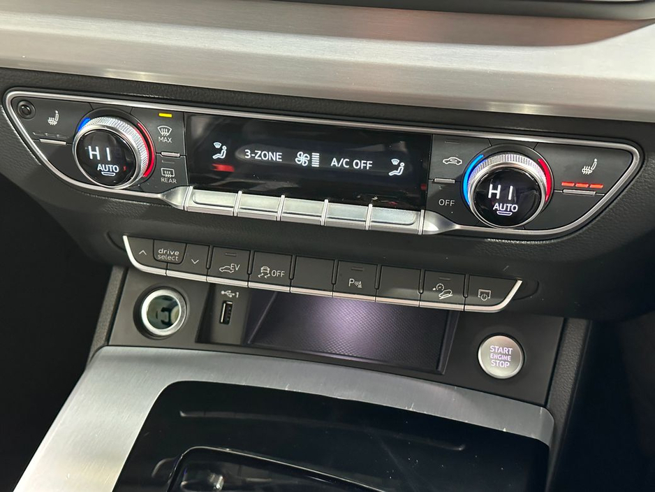 2021 Audi Q5 TFSi E S Line Quattro €39,900