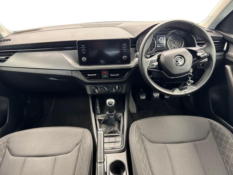 2021 Skoda Kamiq - image 8
