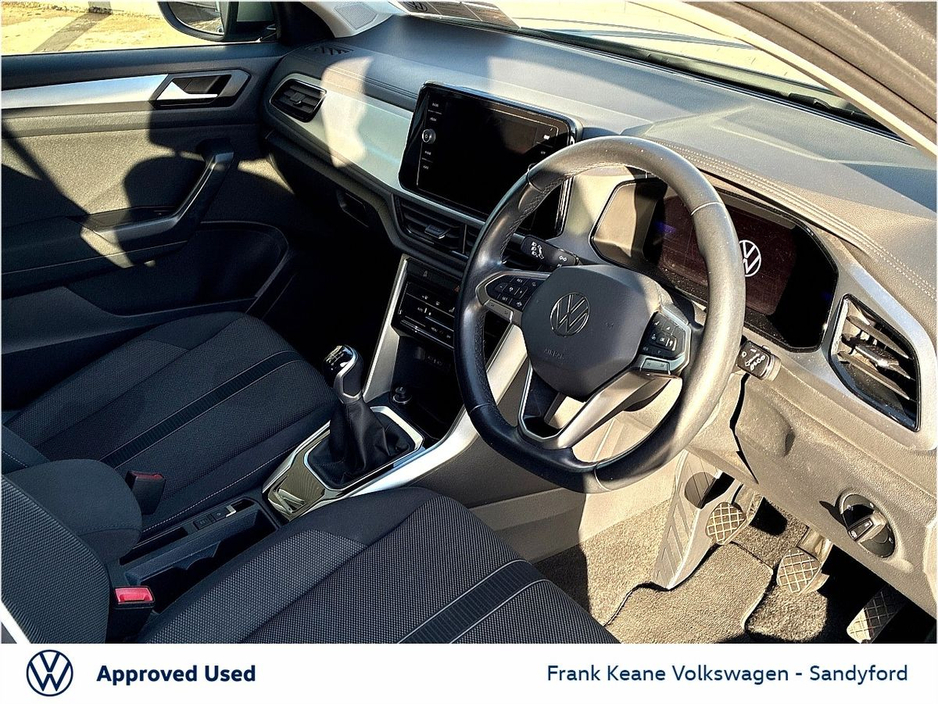 2022 Volkswagen T-Roc *Life* 1.0 TSI 110HP Manual @Frank Keane Volkswagen South Dublin €25,495