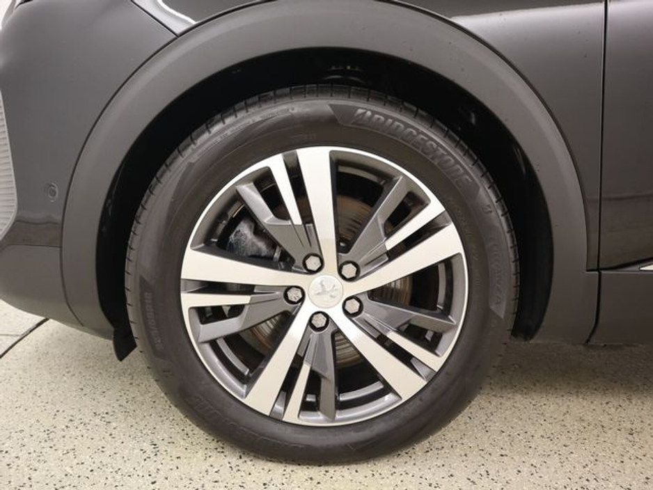 2023 Peugeot 3008 - image 21