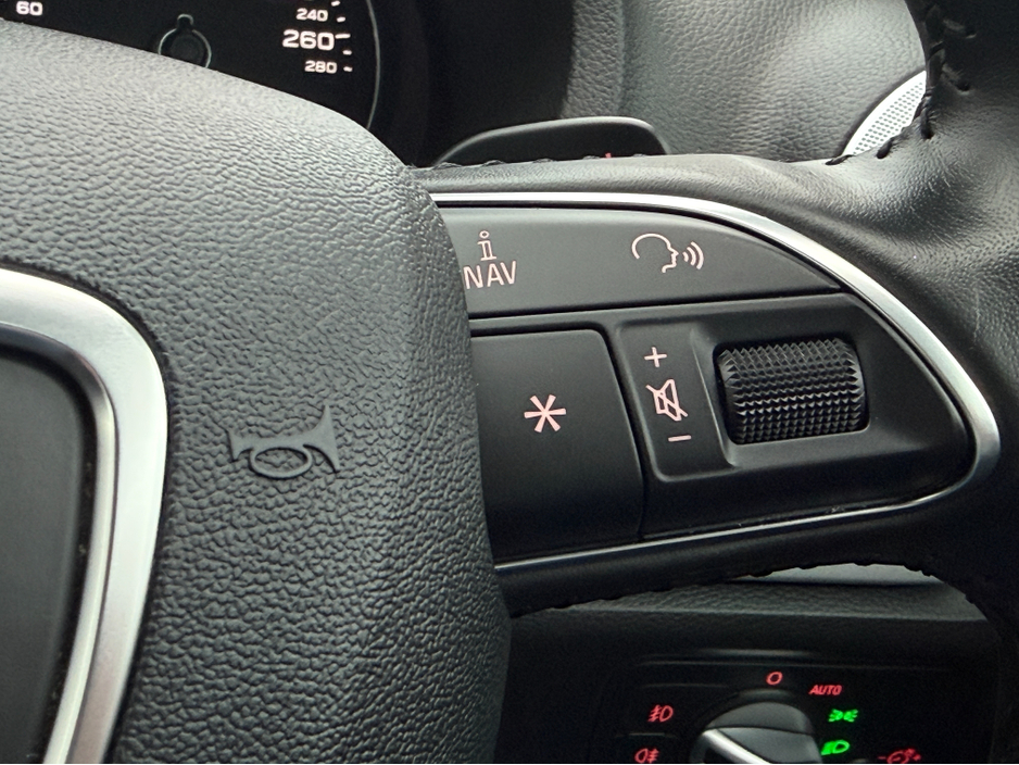 2015 Audi A3 Saloon SALOON ONLY 20,234KM !! 1.4 TFSI PRIVACY GLASS REV CAMERA ALLOYS €15,950