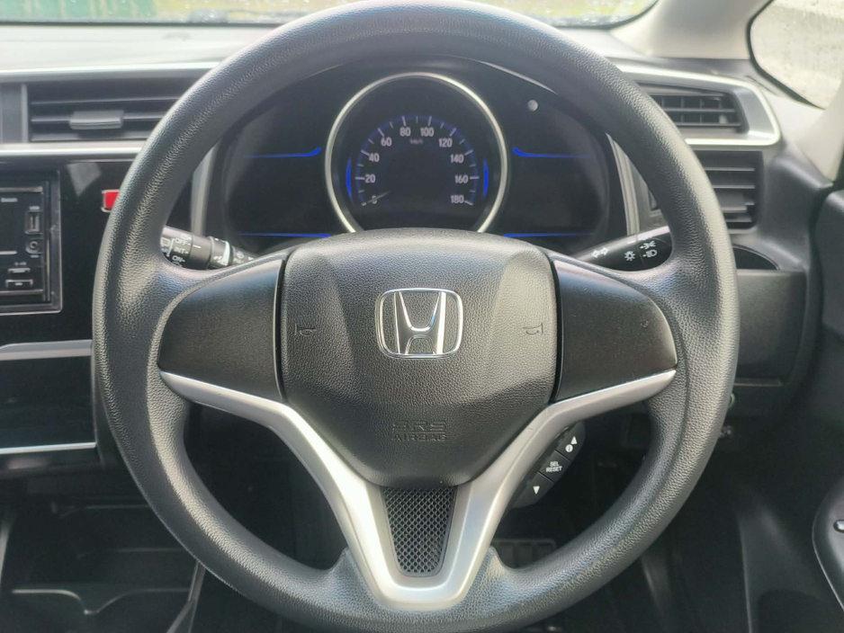 2016 Honda Fit - image 10