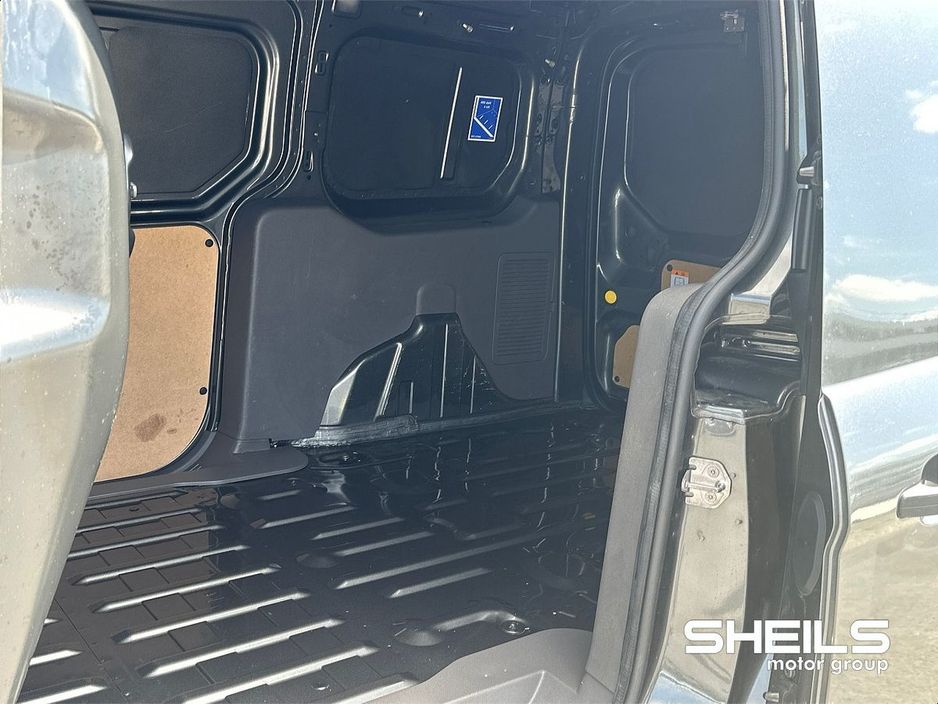 2024 Ford Transit Connect - image 16