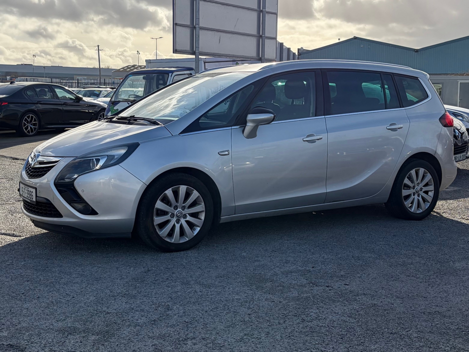 2015 Opel Zafira - image 3