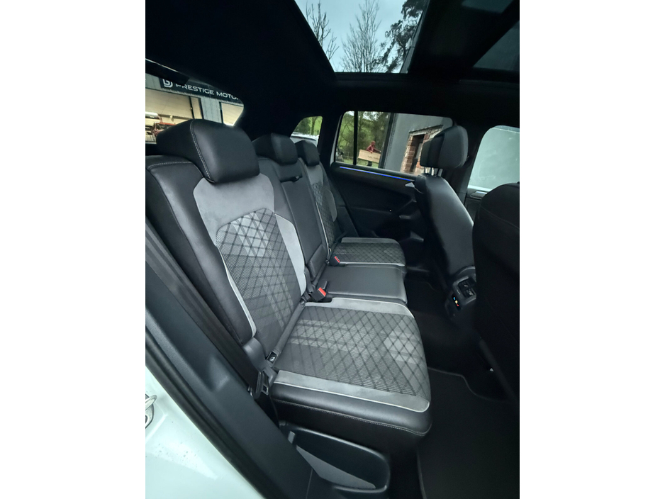 2023 Volkswagen Tiguan 2.0 TDI 150HP R-Line DSG 27.5% €49,995