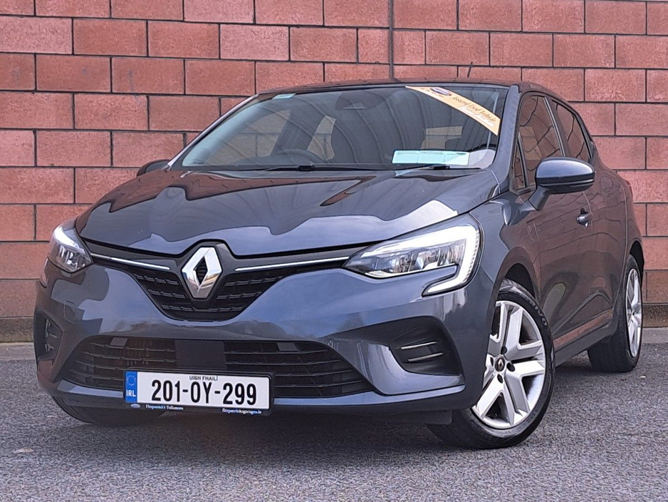 2020 Renault Clio - image 2