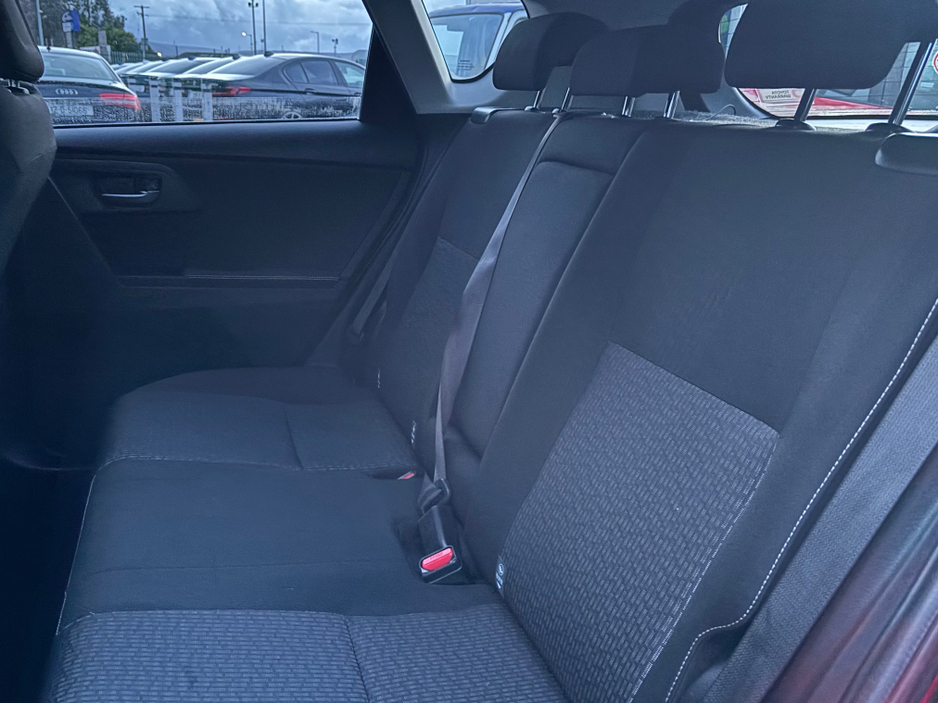 2015 Toyota Auris 1.33 VVT-I DUAL ICON PLUS 99BHP 5DR S/S 100BHP €8,950