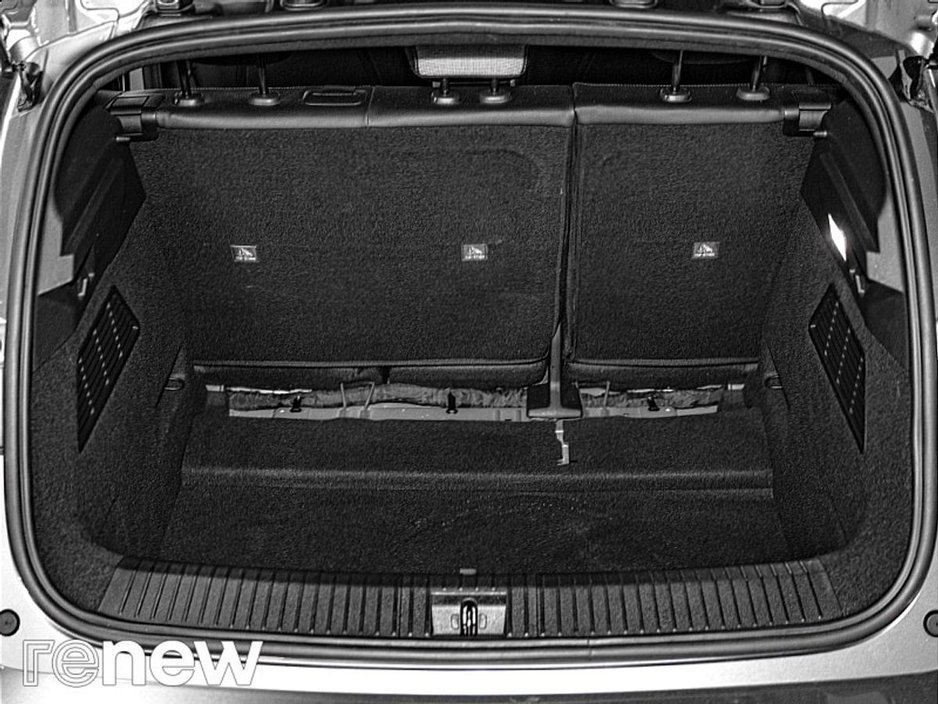 2024 Renault Megane E-Tech - image 12