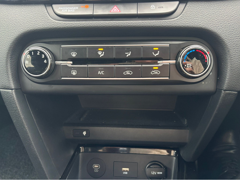 2025 Kia Ceed - image 18