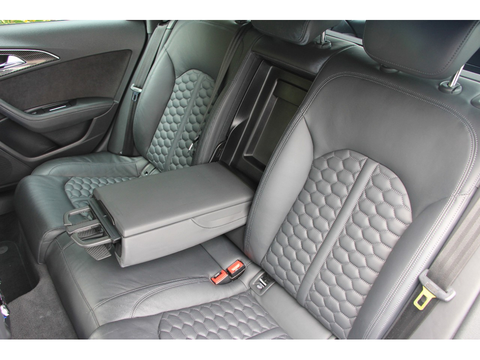 2016 Audi RS6 - image 21