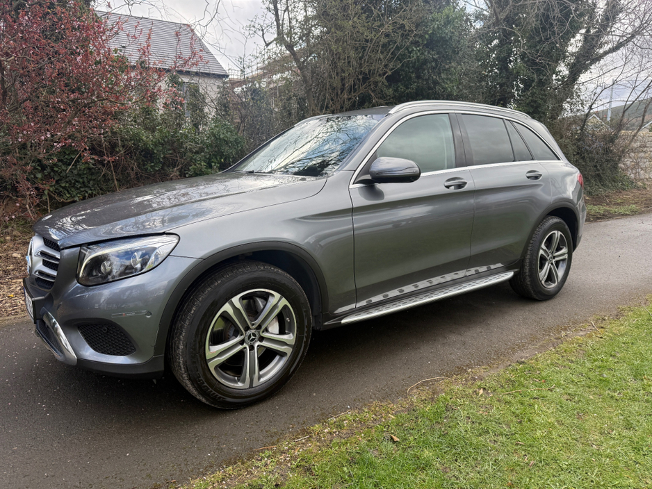 2018 Mercedes-Benz GLC Class - image 4