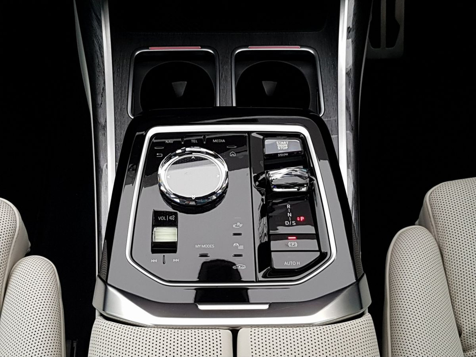 2024 BMW 7 Series 750e M Sport Pro €99,995