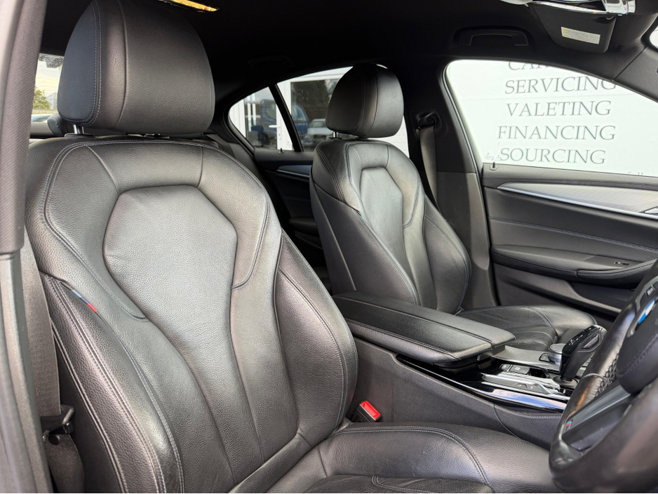 2018 BMW 5 Series - image 14