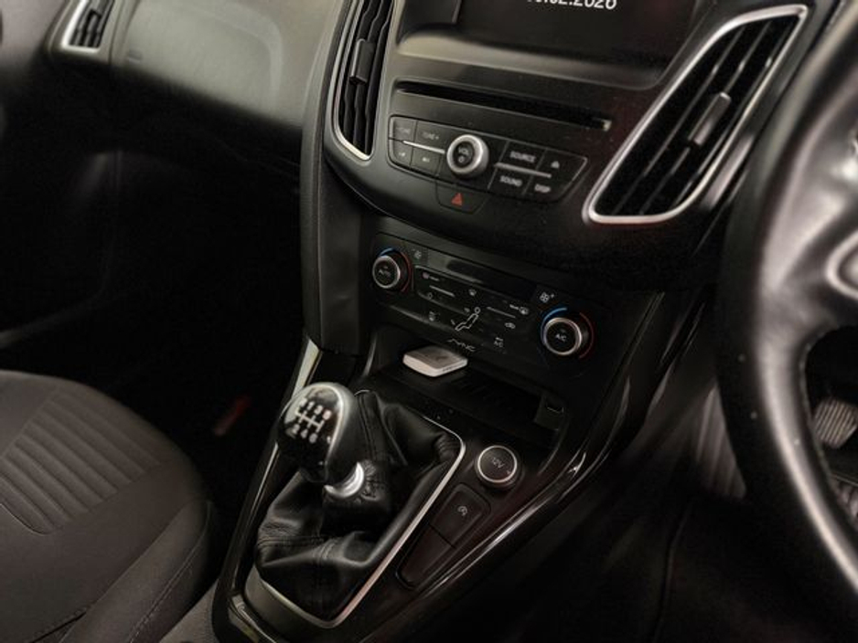 2015 Ford Focus 1.0 Titanium Ecoboost 125PS 5DR €9,777