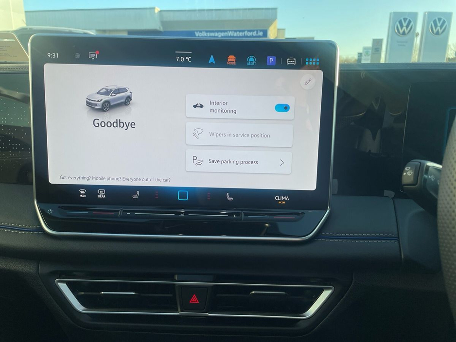 2025 Volkswagen Tiguan R-LINE 75 2.0TDI DSG 150HP €54,975