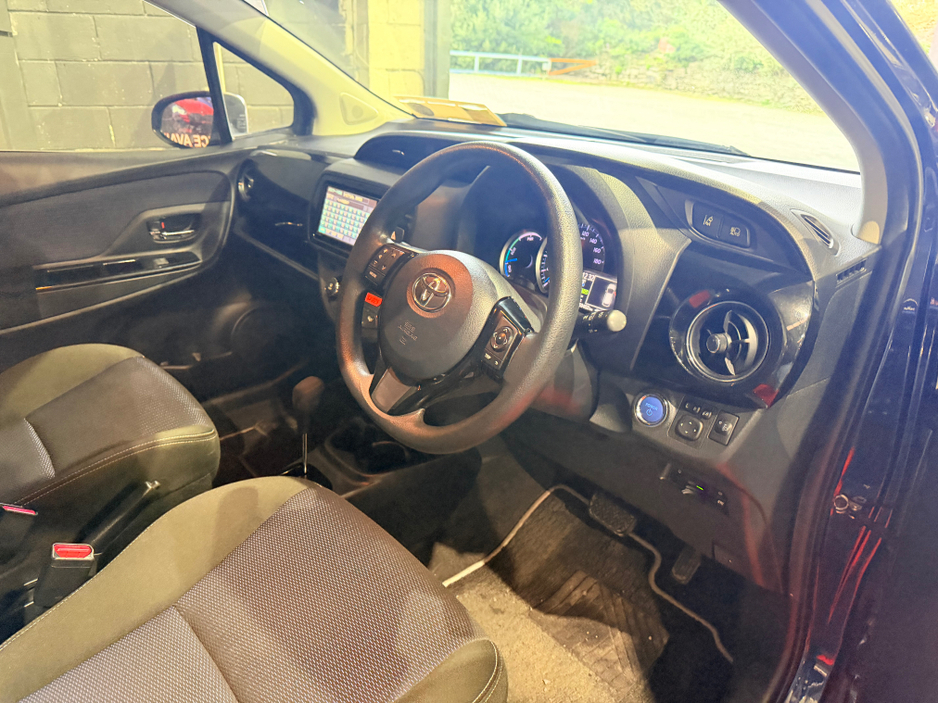 2019 Toyota Vitz Toyota Vitz 2019 Hybrid (immobiliser) €13,500