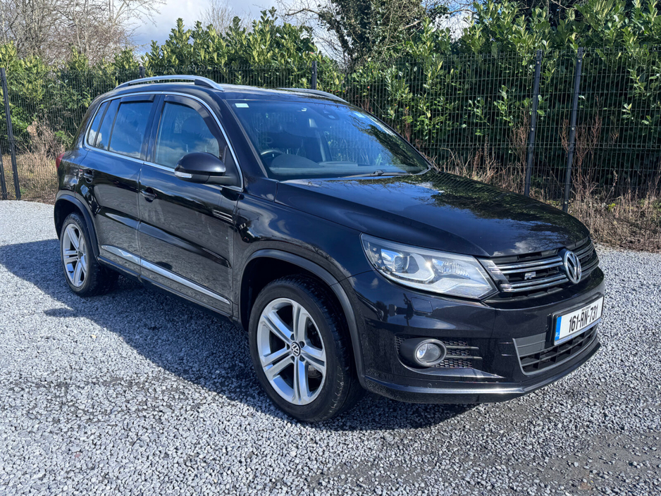 2016 Volkswagen Tiguan - image 10