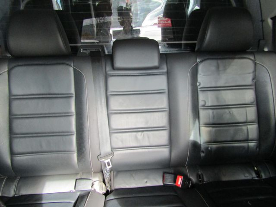 2017 Volkswagen Amarok - image 17