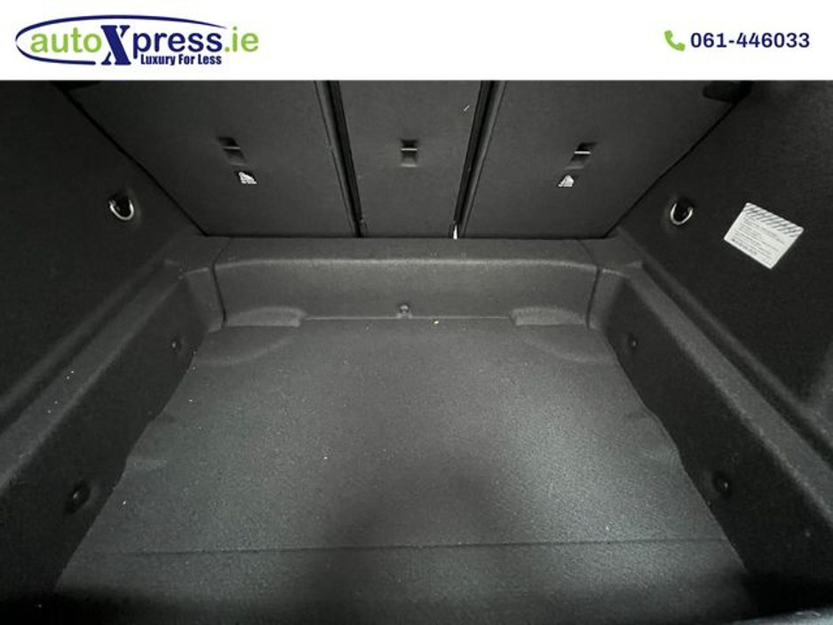 2020 BMW 1 Series - image 10