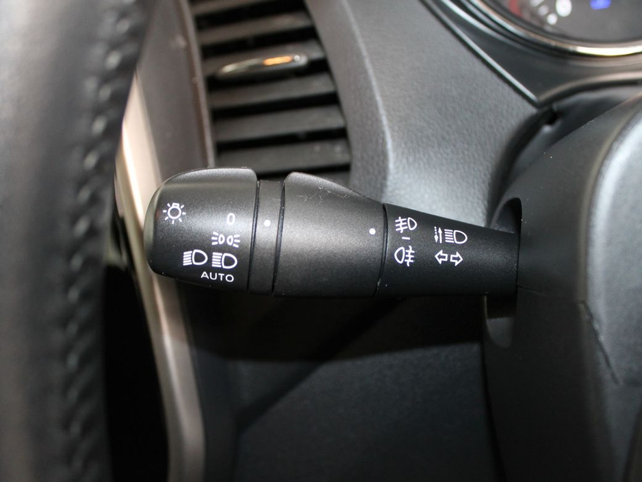 2016 Renault Captur - image 24