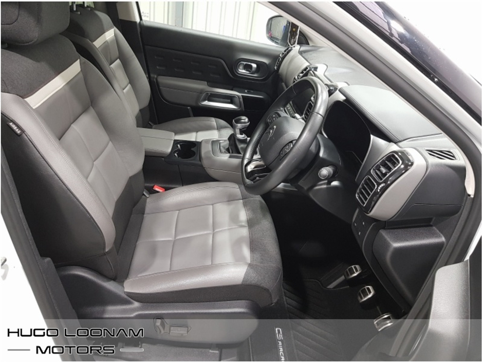 2021 Citroen C5 - image 11