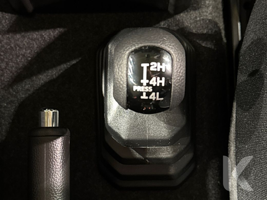 2025 Suzuki Jimny - image 21