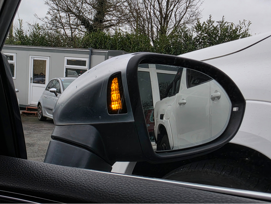 2019 Volkswagen Arteon 2.0 TSI 4 MOTION 280BHP VIRTUAL DASH FULL LEATHER HEATED ELECTRIC SEATS SAT NAV CARPLAY ANDROID AUTO BLIND SPORT PARKING SENSORS SELF PARKING ASSIST 360 CAMERA €30,950