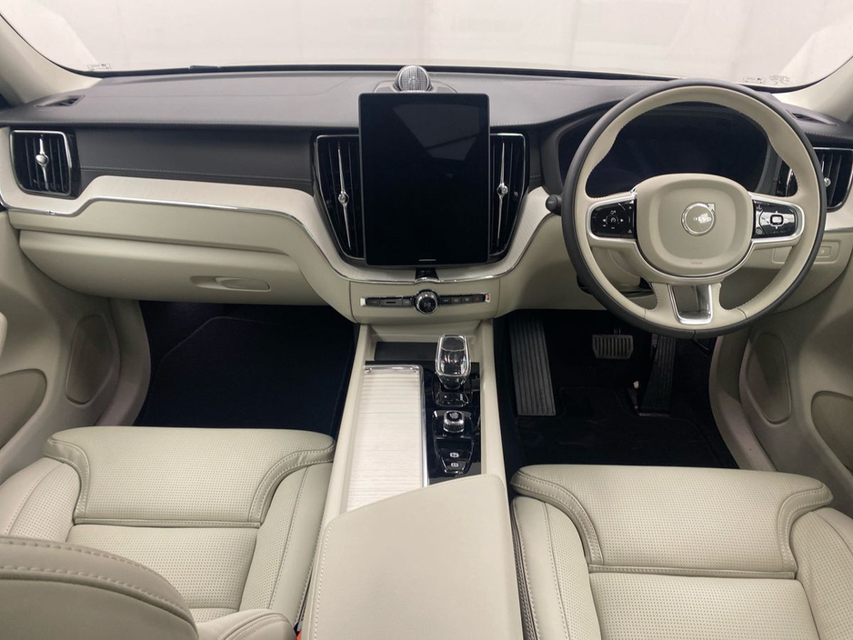 2026 Volvo XC60 - image 10