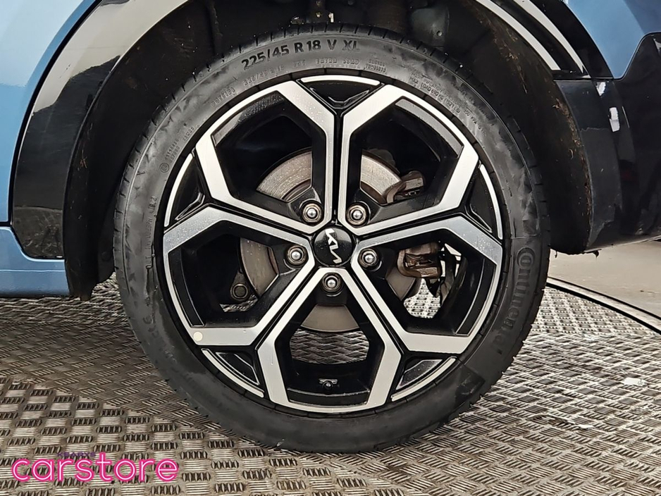 2023 Kia Niro - image 14