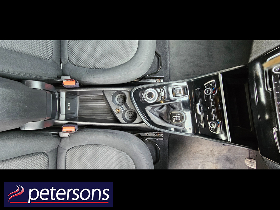 2015 BMW 2 Series - image 27