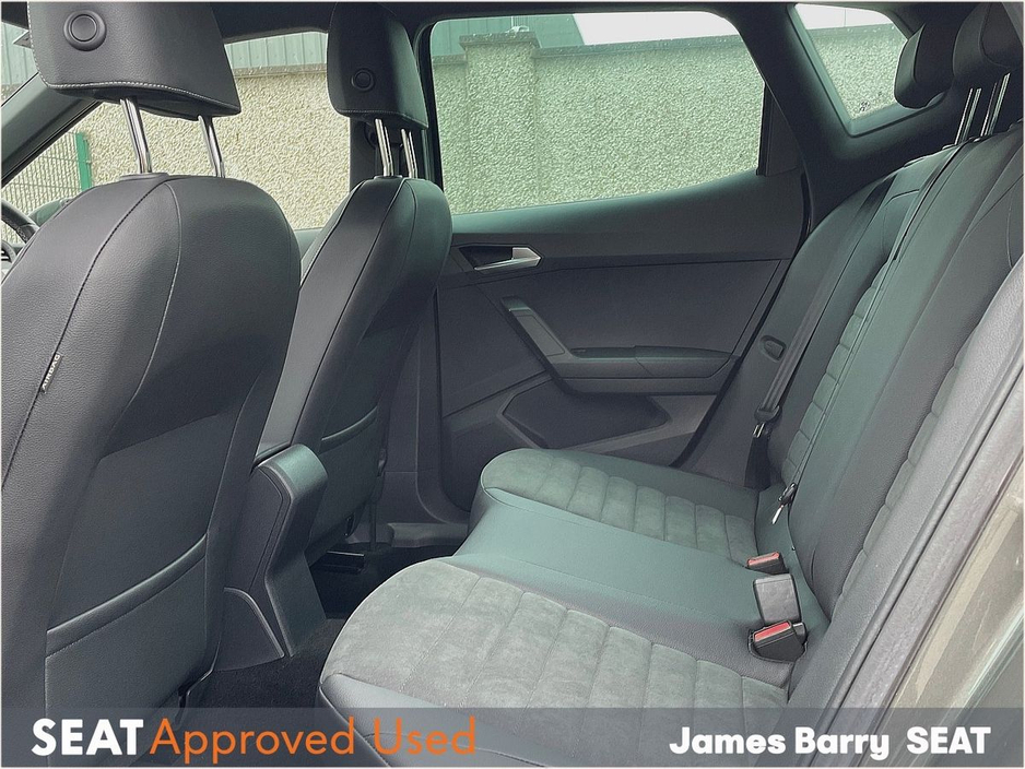 2023 SEAT Arona - image 10