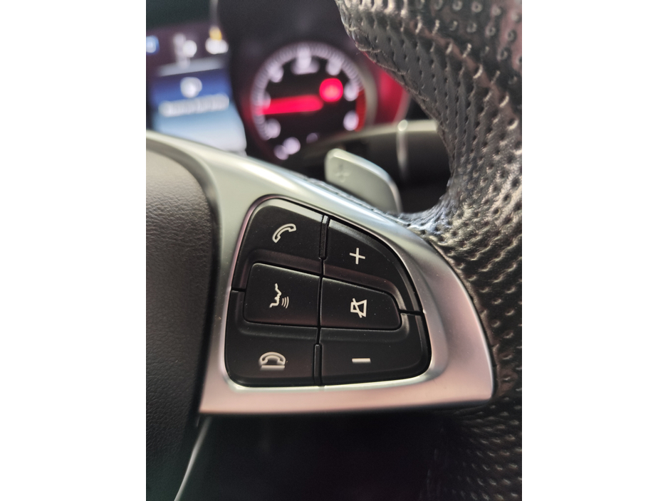 2017 Mercedes-Benz C Class - image 31