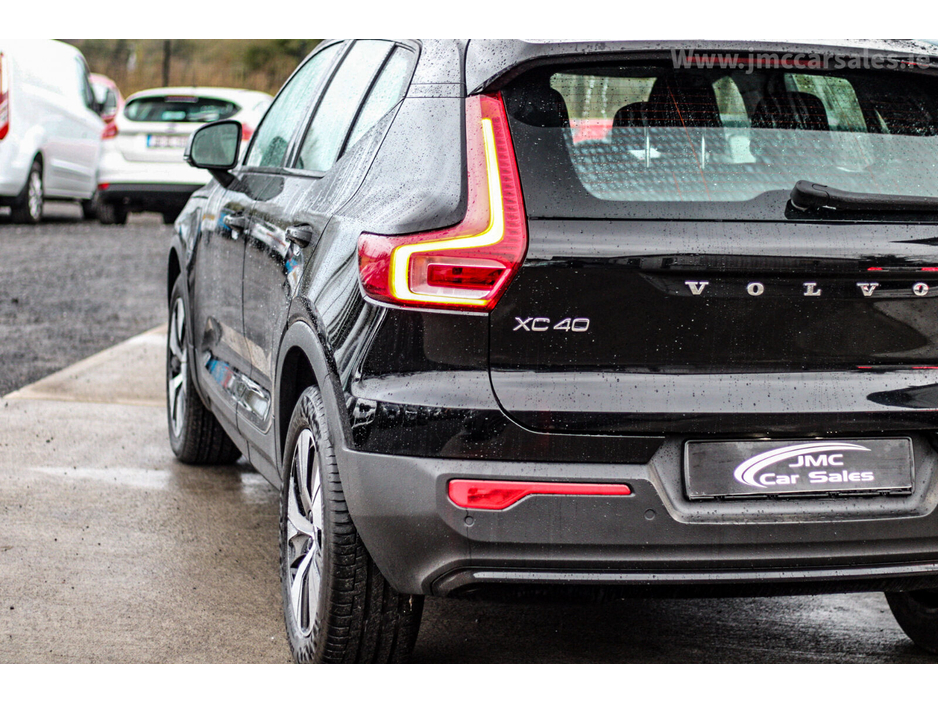 2022 Volvo XC40 T4 PHEV 211hp AT7 Plus bright €26,950