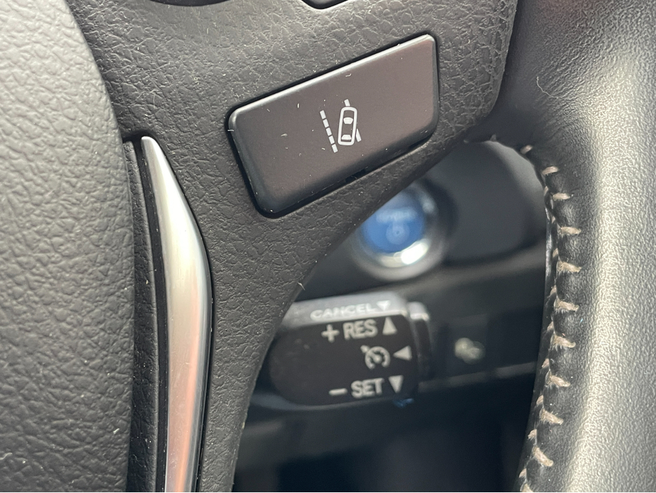 2018 Toyota Auris - image 15