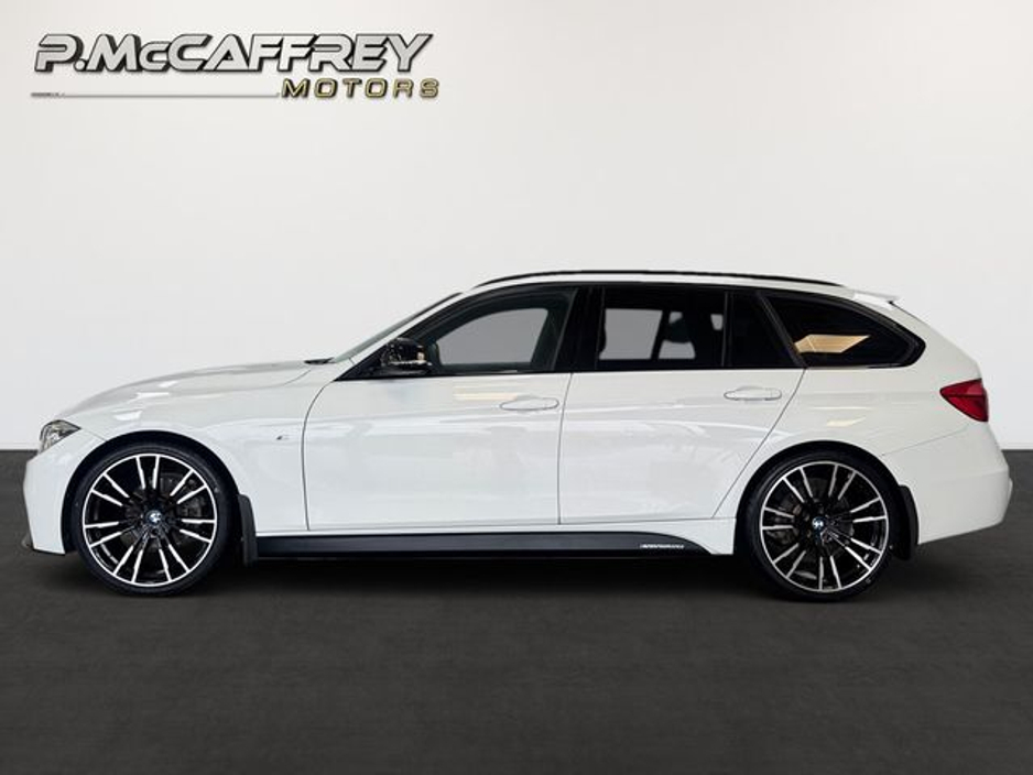 2018 BMW 3 Series - image 8