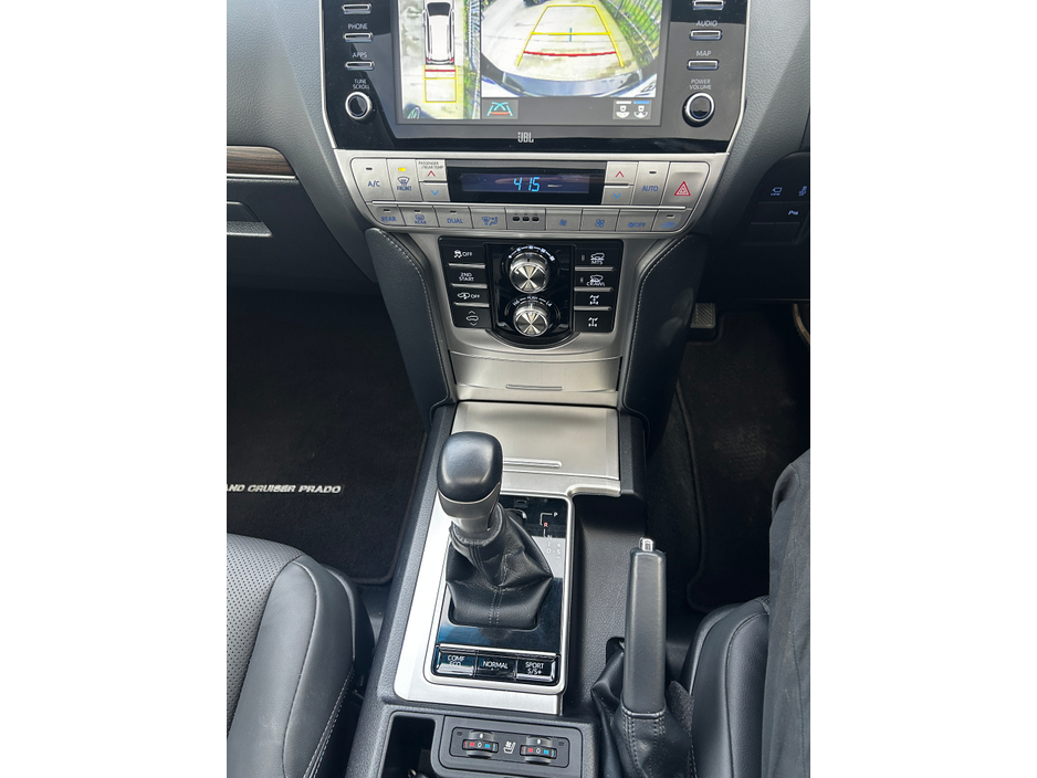 2024 Toyota Landcruiser - image 22