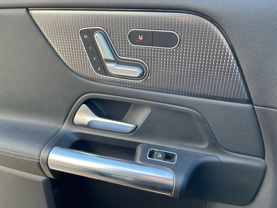 2021 Mercedes-Benz GLA Class - image 14