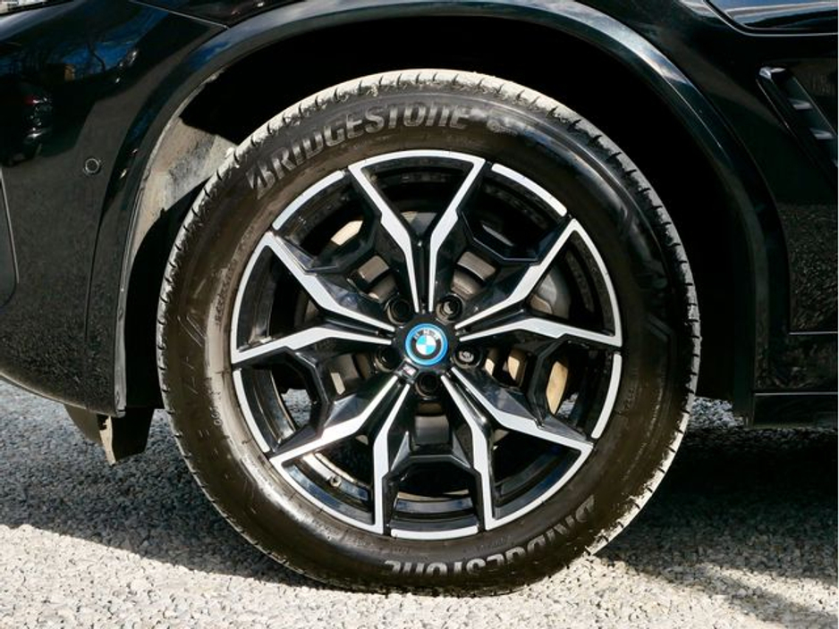 2024 BMW X3 - image 15