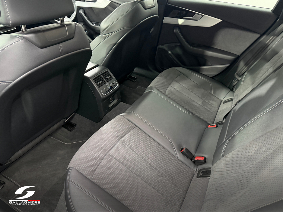 2022 Audi A4 - image 14