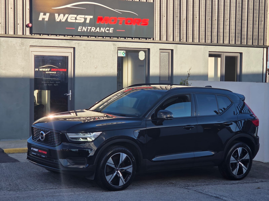 2022 Volvo XC40 R-DESIGN T4 RECHARGE €27,950