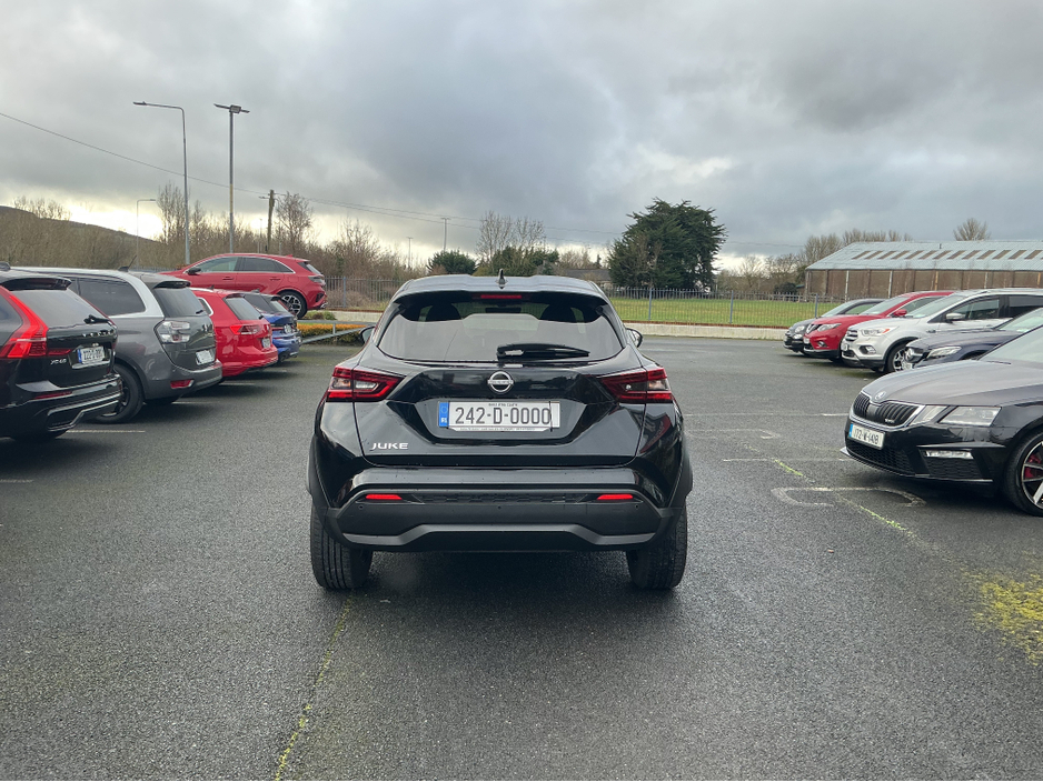 2024 Nissan Juke - image 8