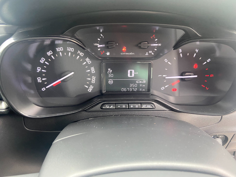 2021 Citroen C3 - image 14