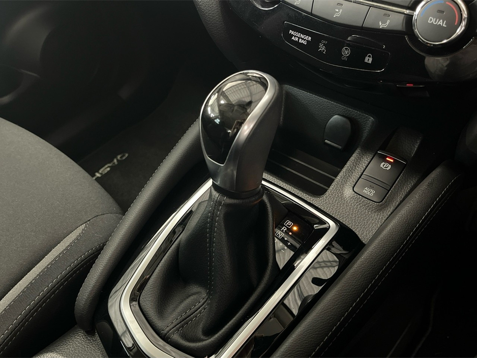 2020 Nissan Qashqai 1.3**SEMI DIGITAL DASH**PANORAMIC ROOF**TOUCH SCREEN MEDIA**DUAL CLIMATE CONTROL**REVERSE CAMERA**MULTIFUNCTIONAL STEERING WHEEL**BLACK CLOTH INTERIOR**ELECTRIC HANDBRAKE**FINANCE AVAILABLE** €20,995