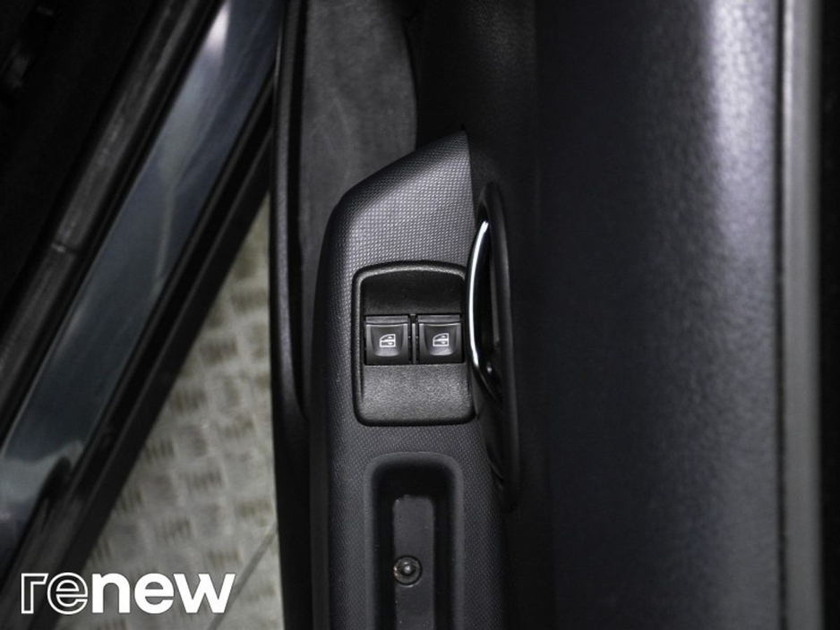 2018 Dacia Sandero Stepway - image 22