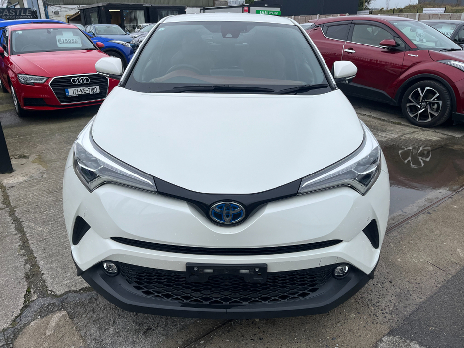 2019 Toyota C-HR - image 2