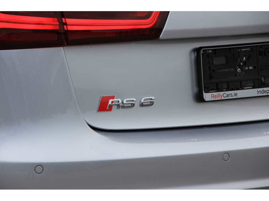 2016 Audi RS6 - image 20