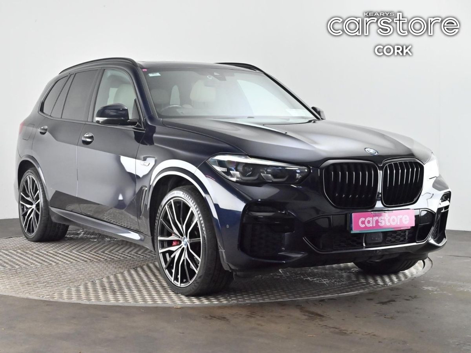 2022 BMW X5 xDrive45e xLine €57,880