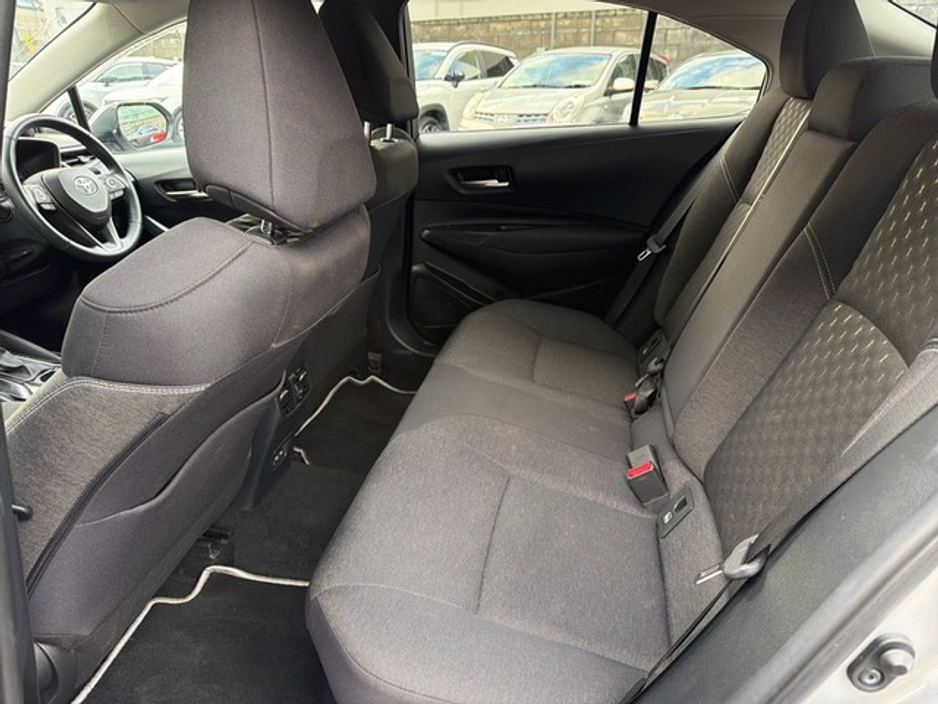 2025 Toyota Corolla COROLLA LUNA SPORT SALOON €34,945