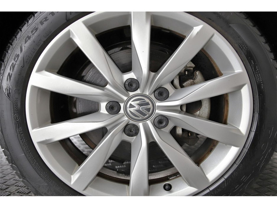 2016 Volkswagen Golf 1.4 TSI DSG HIGHLINE MK7 *ALCANTARA SPORT SEATS* €16,890